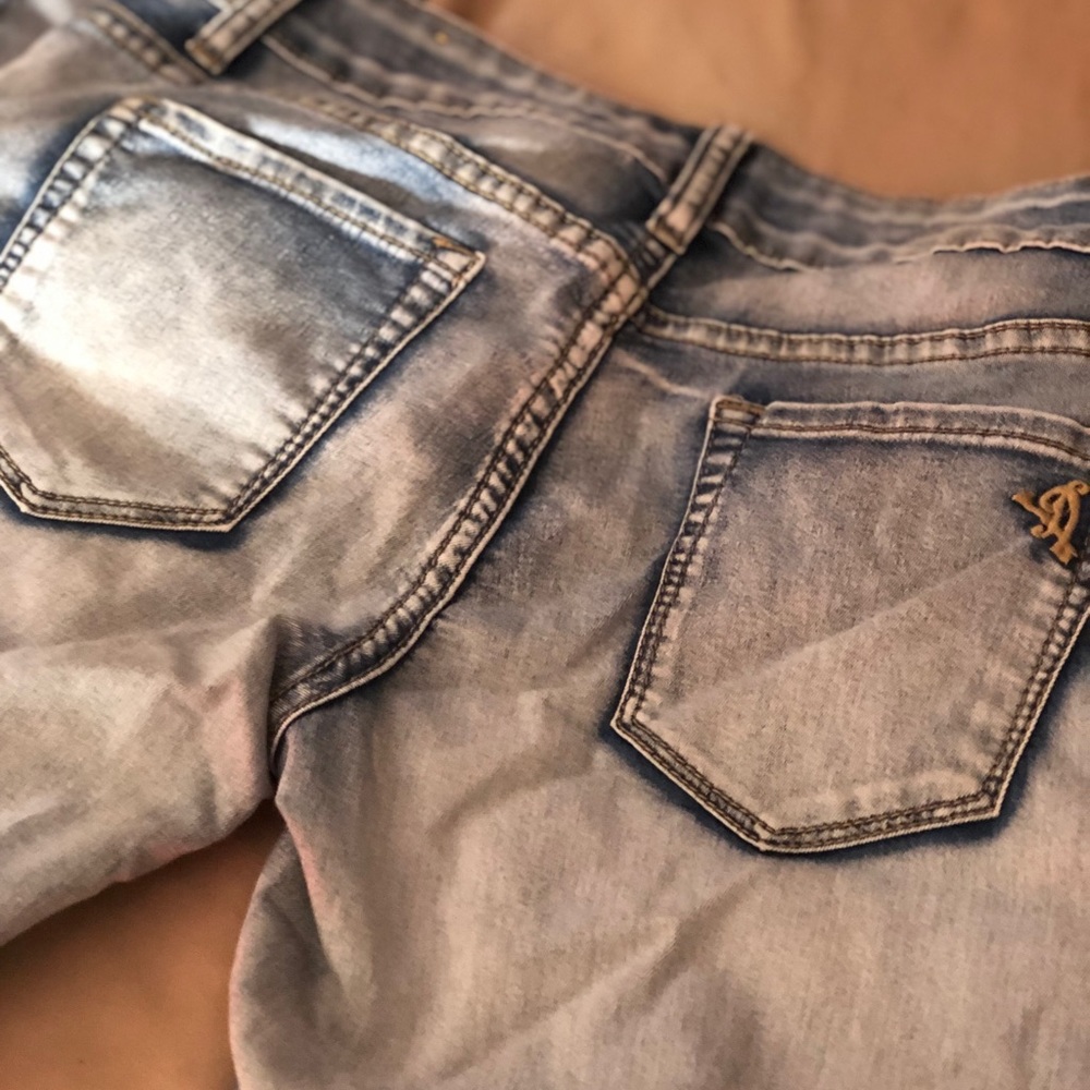 Jeans - Picture 5 of 5